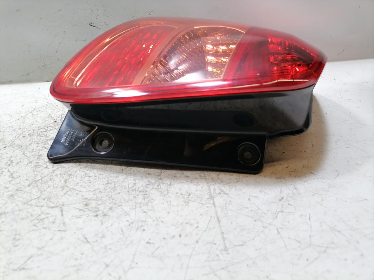 Suzuki SX4 original R&uuml;cklicht R&uuml;ckleuchte Schlussleuchte links Facelift Bj.2013